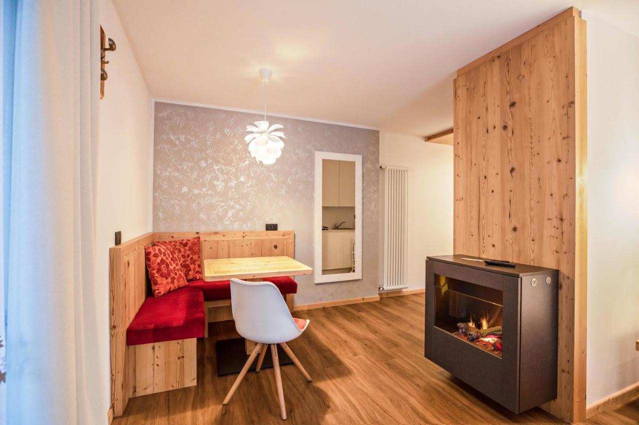 Chalet Osmar Suite 1 Campitello di Fassa Exteriör bild