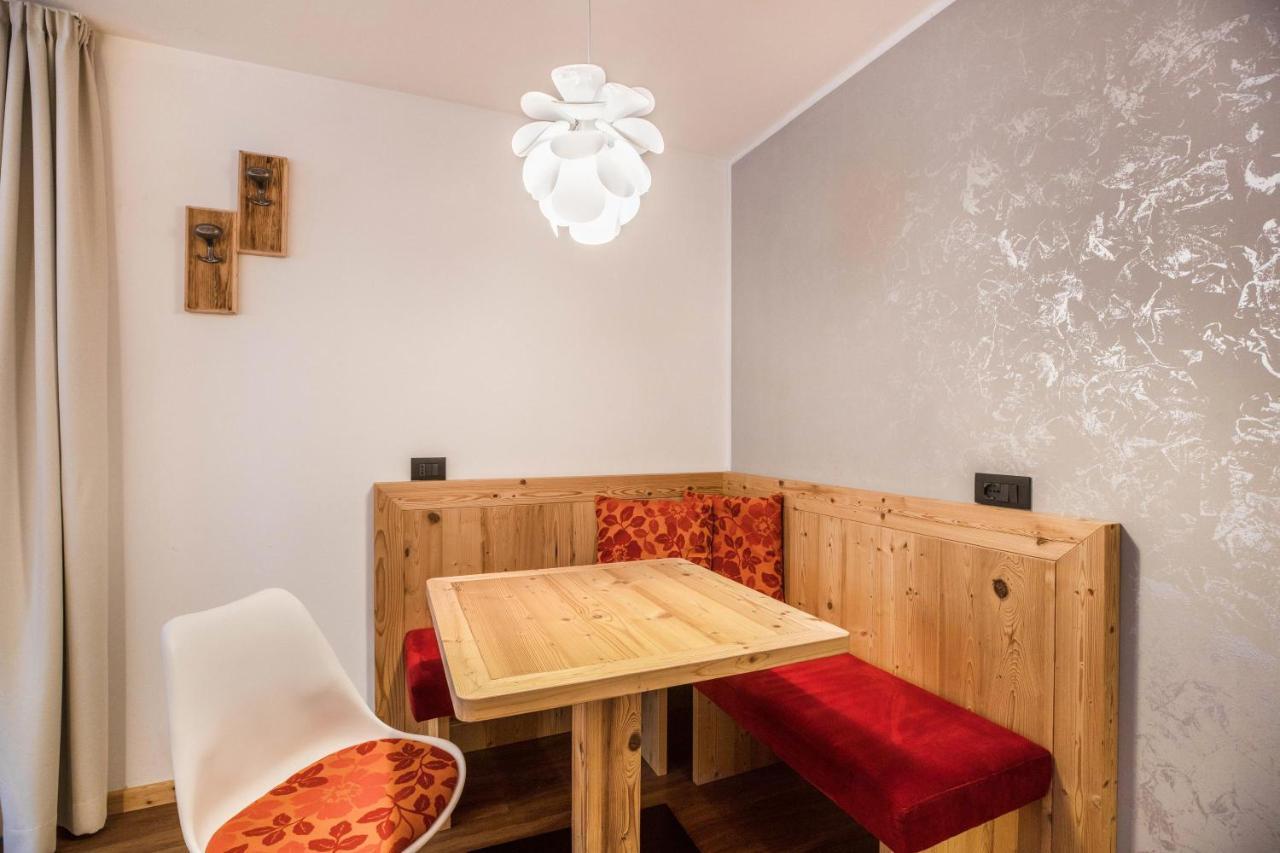 Chalet Osmar Suite 1 Campitello di Fassa Exteriör bild
