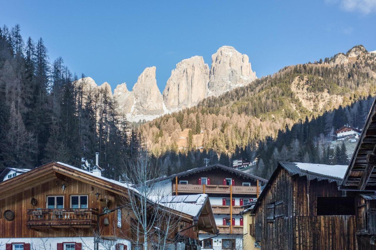 Chalet Osmar Suite 1 Campitello di Fassa Exteriör bild